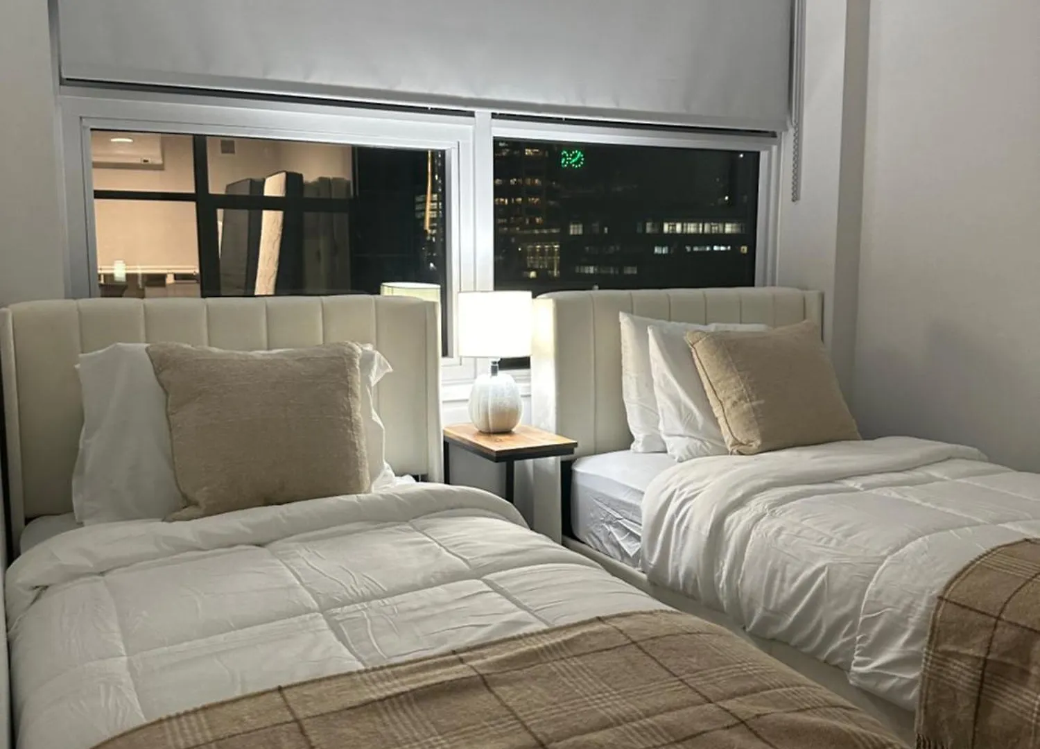 Apartment Downtown Center Silverstone Tower I And II Long-Term Booking Only Your Second Home In Vancouver Canada