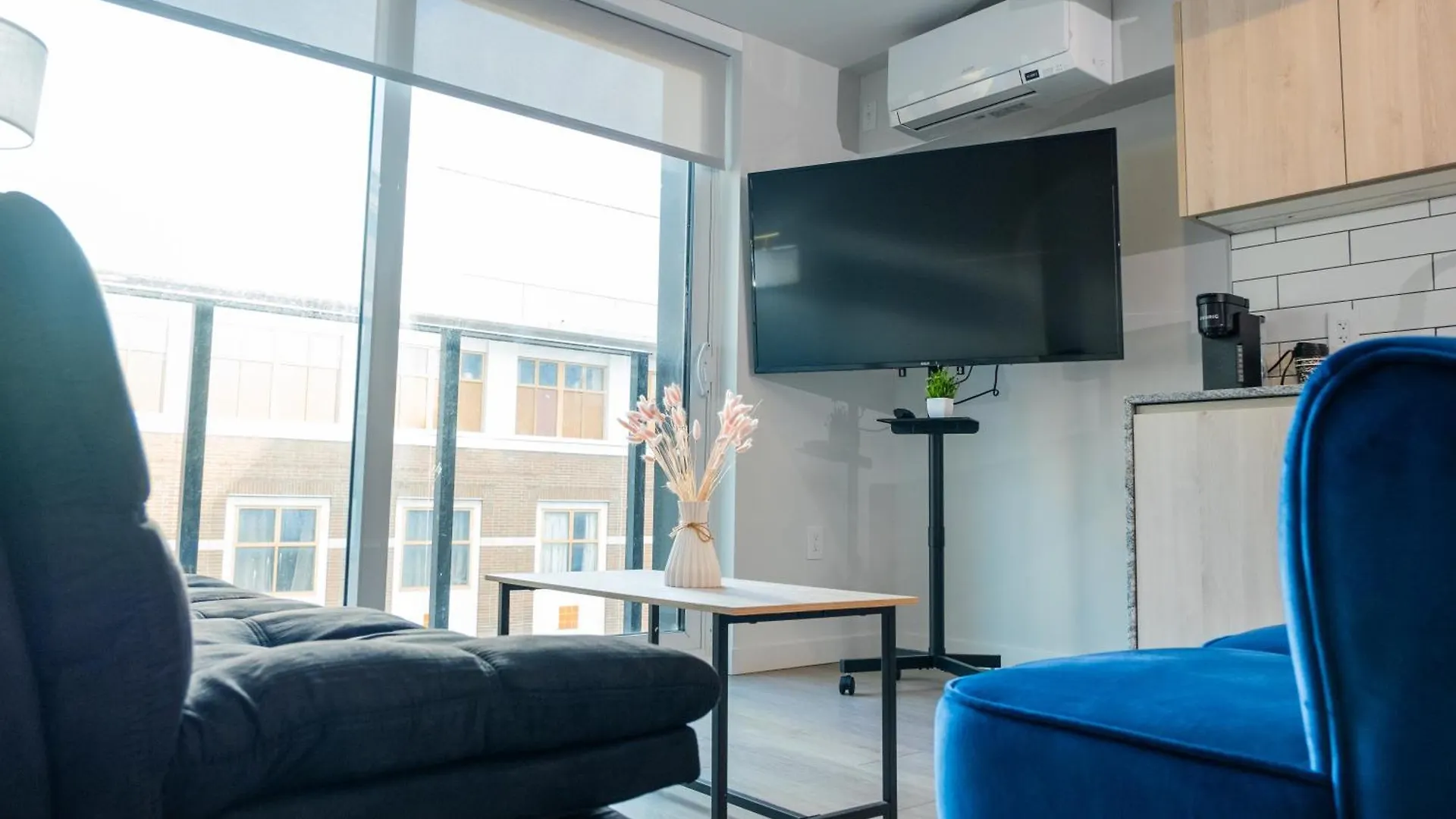 Downtown Center Silverstone Tower I And II Long-Term Booking Only Your Second Home In Vancouver