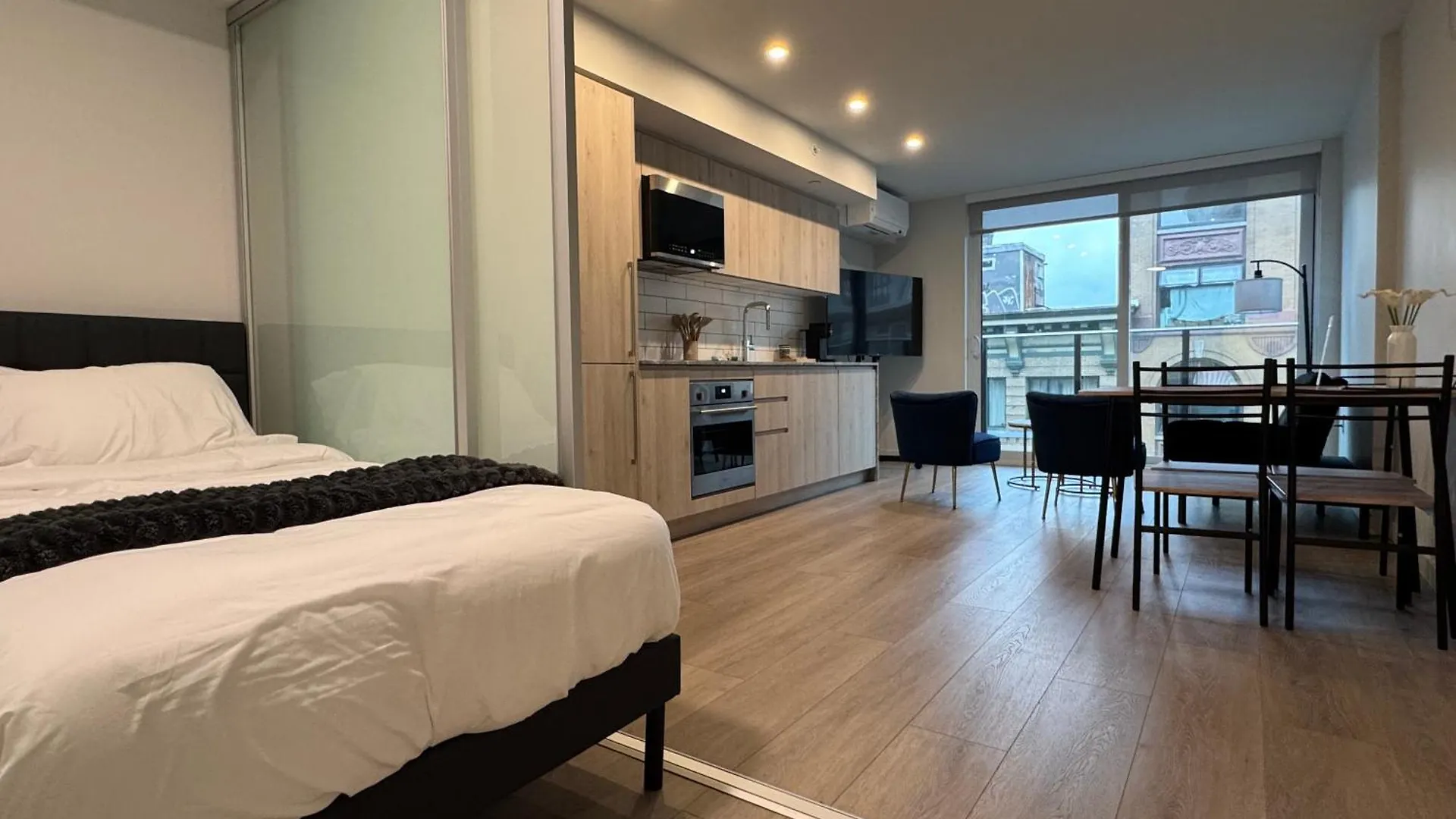 Lejlighed Downtown Center Silverstone Tower I And II Long-Term Booking Only Your Second Home In Vancouver